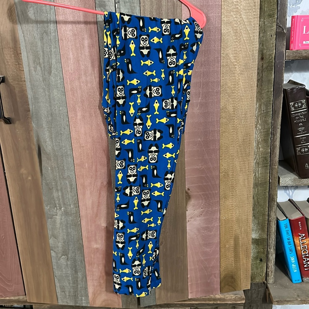 LuLaRoe tall and curvy leggings